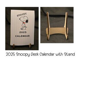 2025 Snoopy and Friends desk calendar